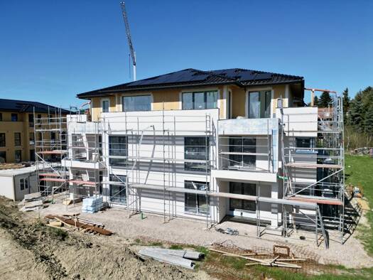 Wohnung zur Miete - Erstbezug 2.015 € 4 Zimmer 143 m² 1. Geschoss frei ab 01.07.2026 Leopoldshöhe 33818