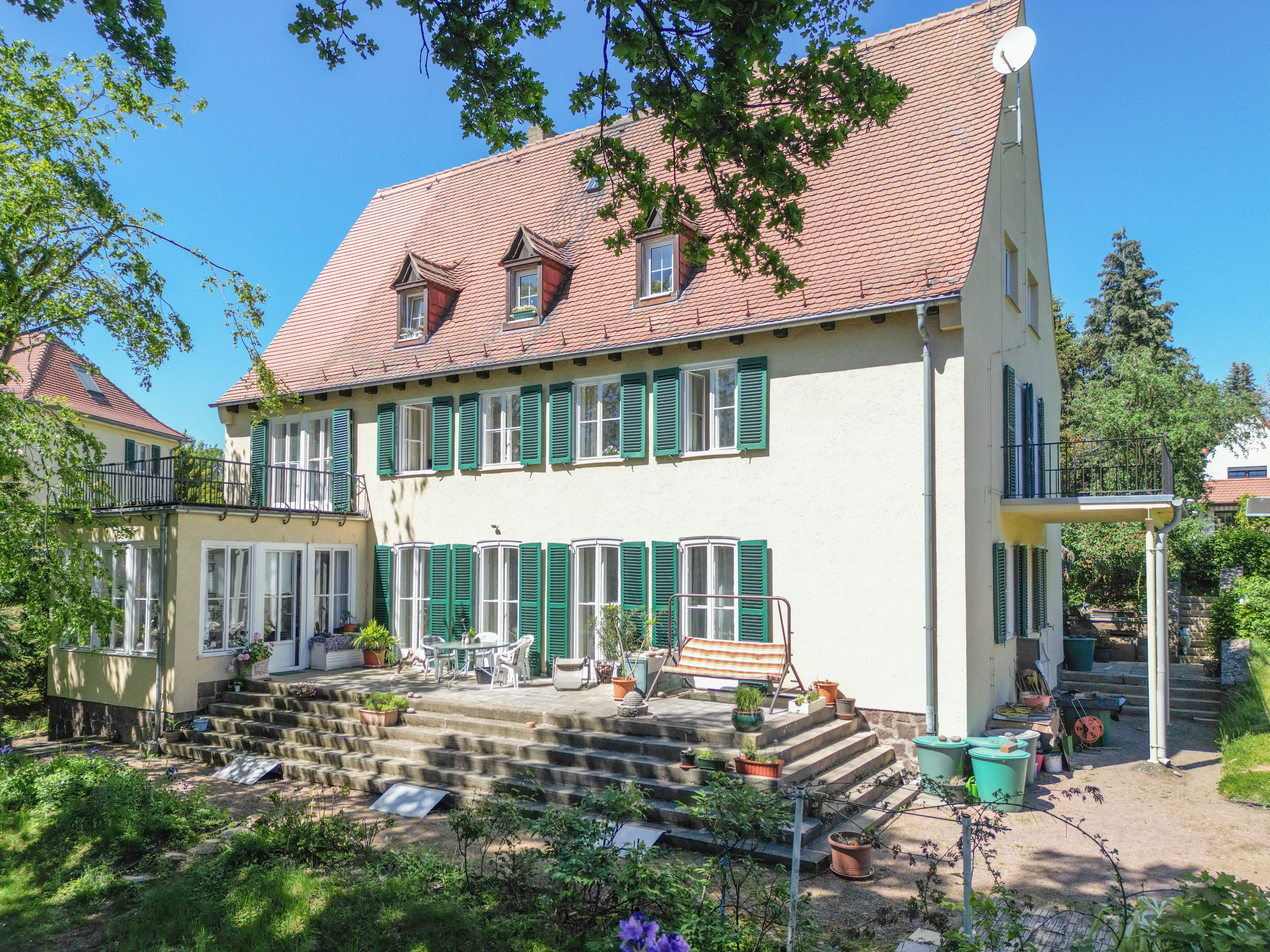 Villa zum Kauf 790.000 € 12 Zimmer 393 m²<br/>Wohnfläche 1.810 m²<br/>Grundstück Meißen Meißen 01662