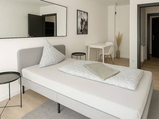 Wohnung zur Miete Wohnen auf Zeit 3.490 € 4 Zimmer 90 m² frei ab 01.09.2025 Neugermering Germering 82110
