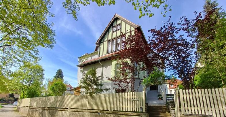 Villa zum Kauf 750.000 € 9 Zimmer 273 m² 661 m² Grundstück Naumburg Naumburg (Saale) 06618