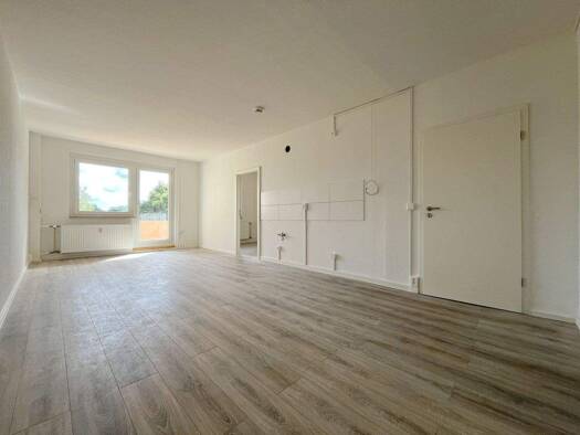 Wohnung zur Miete 425 € 4 Zimmer 75 m² 10 Geschosse frei ab sofort Pölbitz Zwickau 08058