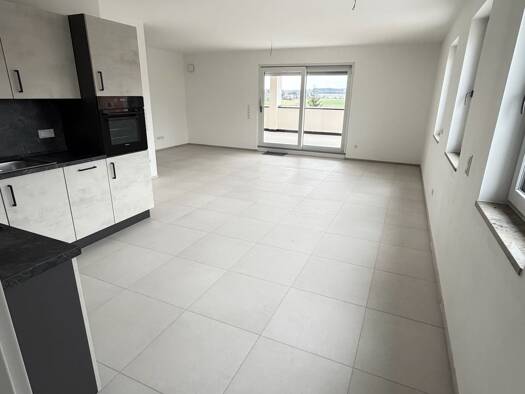 Terrassenwohnung zur Miete 1.690 € 3 Zimmer 108 m² Geschoss 2/2 frei ab sofort Großberg Pentling 93080