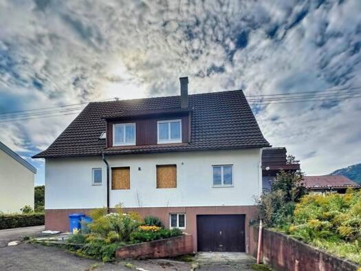 Einfamilienhaus zum Kauf 298.000 € 7 Zimmer 165 m² 1.125 m² Grundstück Dürrwangen Balingen 72336
