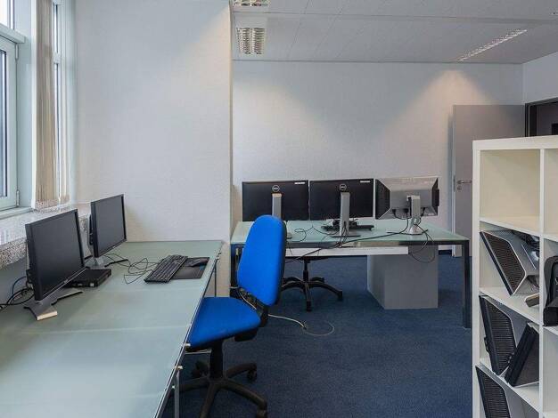 Bürofläche zur Miete provisionsfrei 250 € 4 m² Bürofläche Fanny Zobel Str. Alt-Treptow Berlin 12435