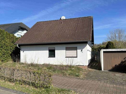 Einfamilienhaus zum Kauf 325.000 € 6 Zimmer 133 m² 607 m² Grundstück Bitburg 54634