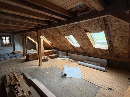 Bauernhaus zum Kauf 98.000 € 12 Zimmer 800 m² 1.800 m² Grundstück Härtensdorf Wildenfels 08134