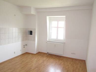 Wohnung zur Miete 325 € 2 Zimmer 54,6 m² 2. Geschoss frei ab sofort Friedrich-Meyer-Straße 12 Bahnhofsvorstadt Zwickau 08056