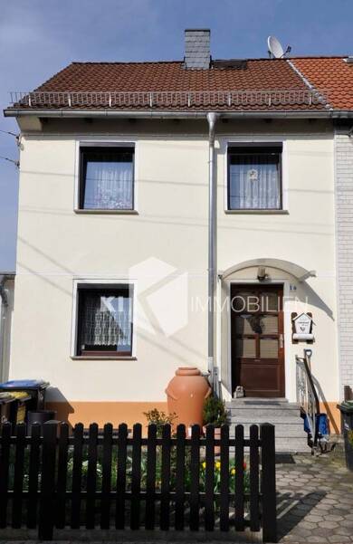 Reihenendhaus zum Kauf 55.000 € 4,5 Zimmer 100 m² 210 m² Grundstück Regis-Breitingen Regis-Breitingen 04565