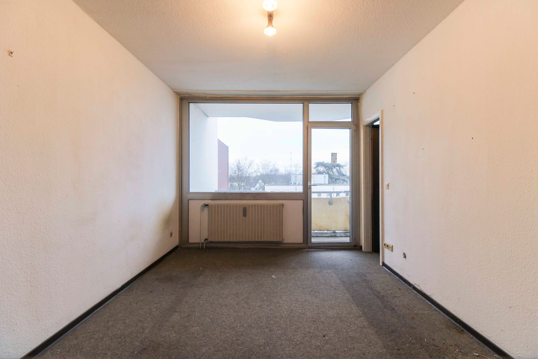 Wohnung zum Kauf 99.287 € 1 Zimmer 35 m²<br/>Wohnfläche 4.<br/>Geschoss Ostheim Köln 51107