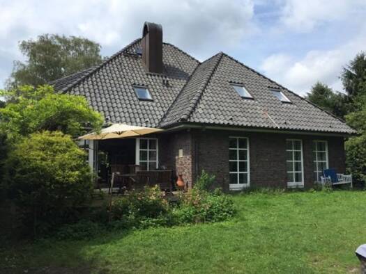 Villa zur Miete 3.200 € 7 Zimmer 230 m² 1.000 m² Grundstück frei ab sofort Volksdorf Hamburg 22359