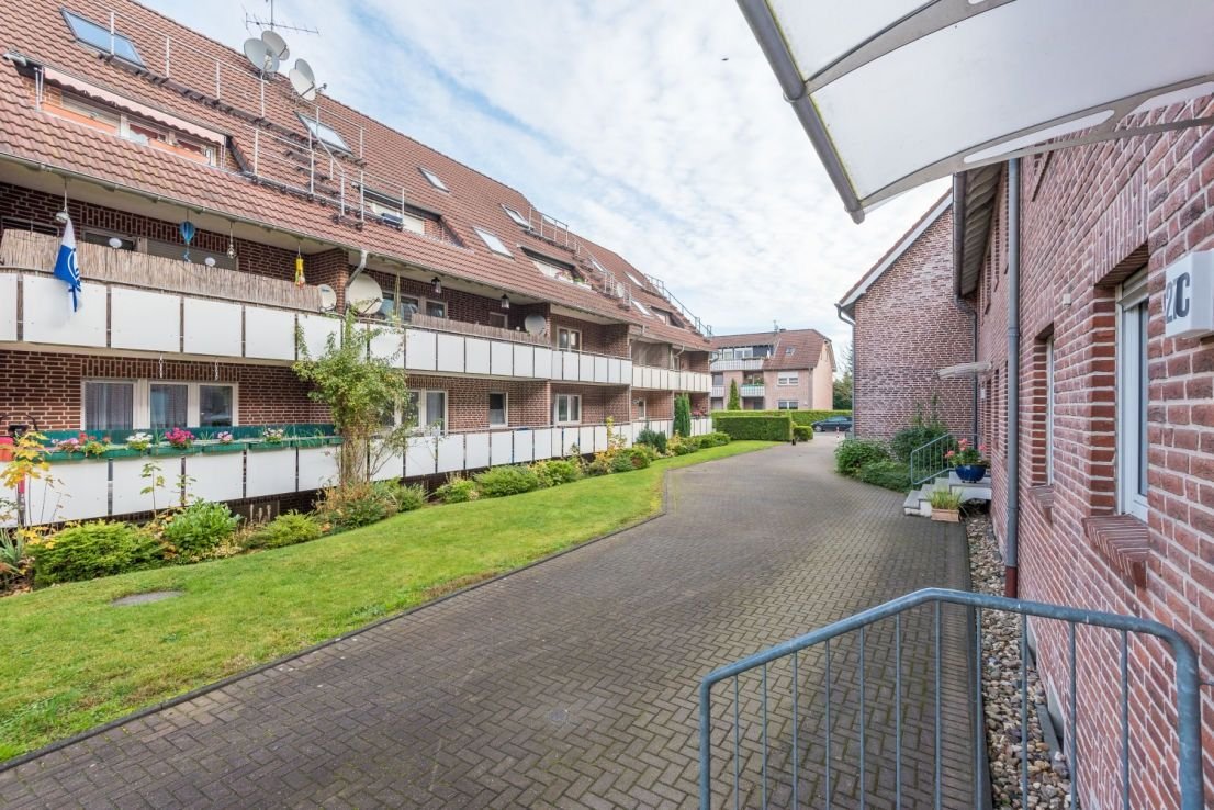 Wohnung zur Miete 610 € 2 Zimmer 64 m²<br/>Wohnfläche 1.<br/>Geschoss 01.01.2025<br/>Verfügbarkeit Kurierweg Friedrichsfeld Voerde (Niederrhein) 46562