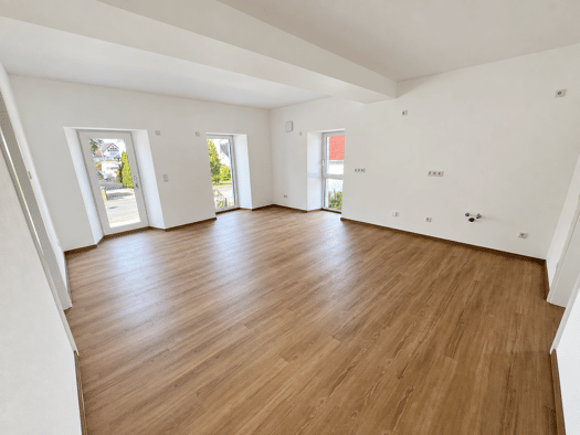 Wohnung zum Kauf - Erstbezug provisionsfrei 299.500 € 3 Zimmer 65 m² Geschoss EG/2 frei ab sofort Neuhauser Hauptstraße 27 Neuhaus Adelsdorf 91325