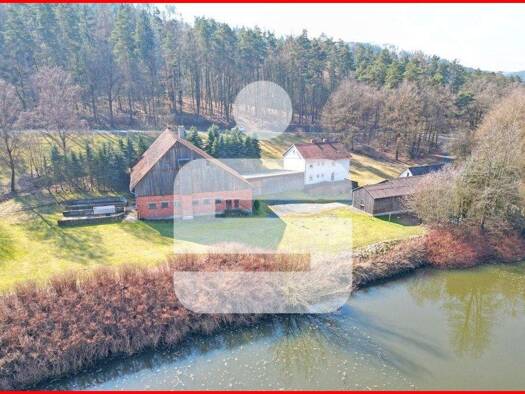 Bauernhaus zum Kauf 249.000 € 7 Zimmer 147 m² 33.739 m² Grundstück frei ab sofort Vonz Kronach 96317