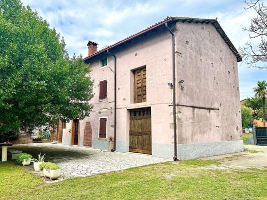 Rustico zum Kauf 550.000 € 280 m² Via della Pradà 4 Bardolino (VR) 37011