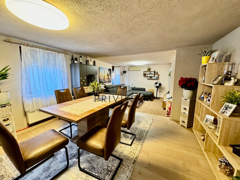 Einfamilienhaus zum Kauf 299.000 € 7 Zimmer 136 m²<br/>Wohnfläche 450 m²<br/>Grundstück Ötisheim Ötisheim 75443