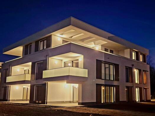 Wohnung zur Miete 1.726 € 4 Zimmer 150,1 m² Dachgeschoss, 2. Geschoss frei ab sofort Zuckerfabrikstr. 4c Döbeln Döbeln 04720