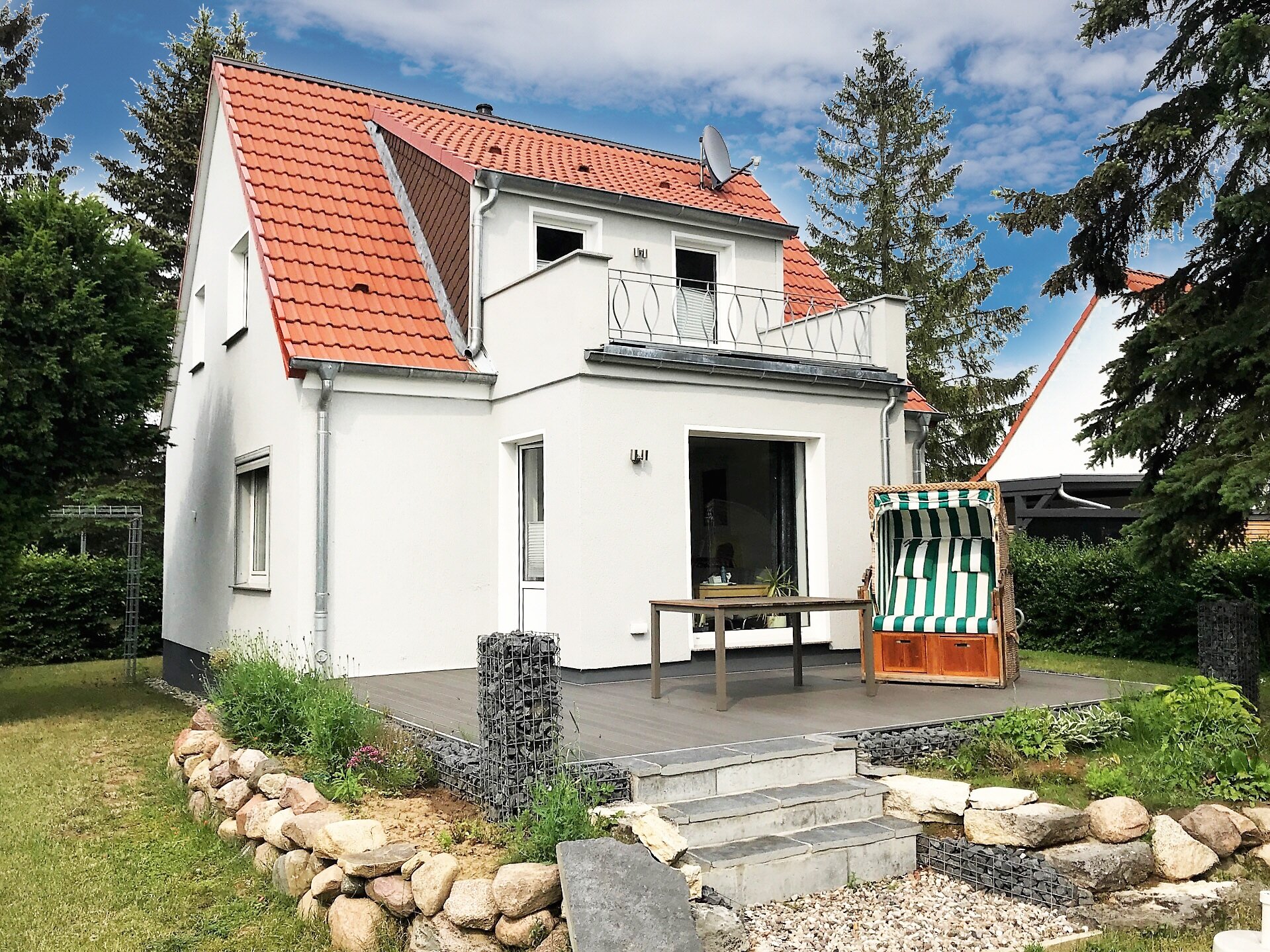 Haus zur Miete 1.500 € 3 Zimmer 97 m²<br/>Wohnfläche 500 m²<br/>Grundstück Brinckmansdorf Rostock 18055