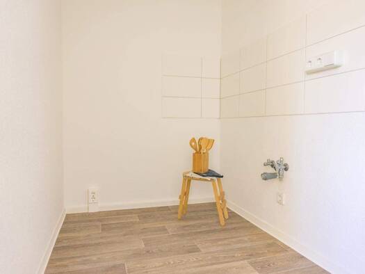 Studio zur Miete 192 € 1 Zimmer 31,5 m² 4. Geschoss frei ab 01.05.2026 Jägerstr. 10 Zentrum Chemnitz 09111