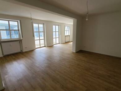 Wohnung zur Miete 1.584 € 5 Zimmer 132 m² Geschoss 1/4 frei ab sofort Richard-Wagner-Straße 20 City Bayreuth 95444