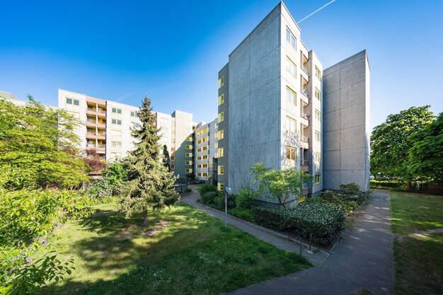 Wohnung zur Miete nur mit Wohnberechtigungsschein 235 € 1 Zimmer 31,3 m² EG frei ab sofort Heerstr. 455 Staaken Berlin 13593