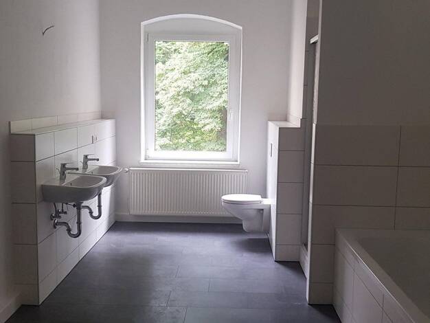 Mehrfamilienhaus zur Miete 1.000 € 3 Zimmer 108 m² 108 m² Grundstück Innenstadt Halle (Saale) 06112