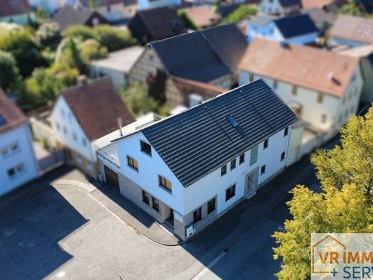 Haus zum Kauf 249.500 € 7 Zimmer 203 m² 520 m² Grundstück Wülfershausen Wülfershausen an der Saale 97618
