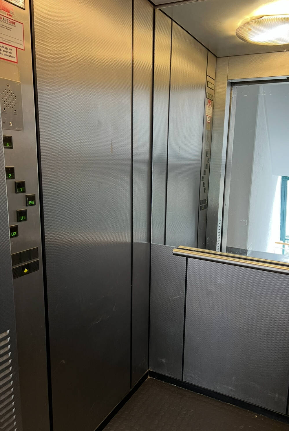 Property thumbnail 8