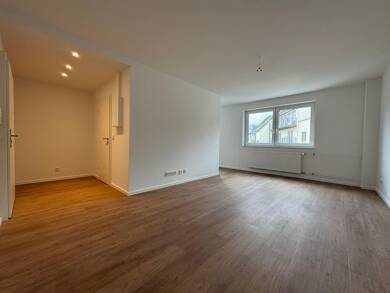 Wohnung zur Miete 450 € 1 Zimmer 31,6 m² 3. Geschoss frei ab sofort Hildesheim 31134