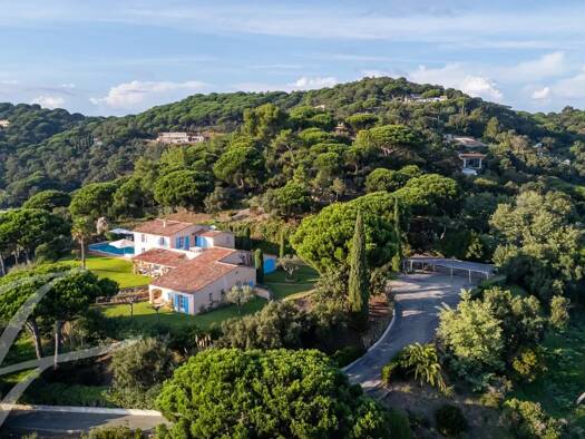 Haus zur Miete Wohnen auf Zeit 18.750 € 10 Zimmer 380 m² La Croix-Valmer 83420