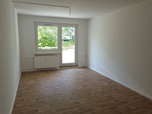 Wohnung zur Miete 500 € 4 Zimmer 96 m² 5. Geschoss frei ab sofort Dr.-Kurt-Fischer-Straße 40 Flöha Flöha 09557