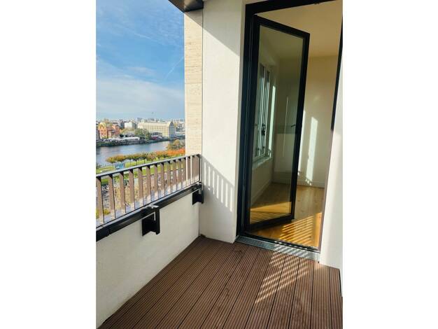 Wohnung zur Miete 1.716 € 2 Zimmer 66 m² Geschoss 6/7 frei ab sofort Mühlenstraße 32 Friedrichshain Berlin 10243