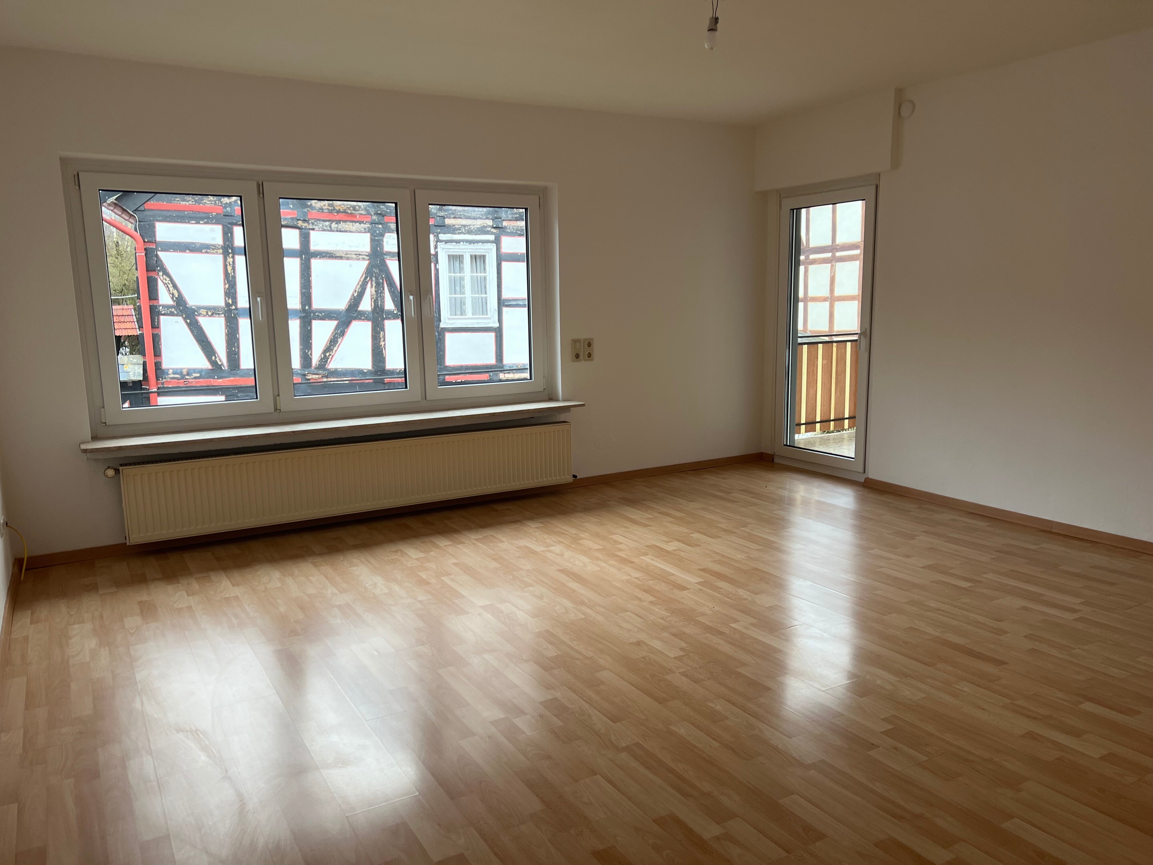 Wohnung zur Miete 550 € 3 Zimmer 82 m²<br/>Wohnfläche 1.<br/>Geschoss ab sofort<br/>Verfügbarkeit Pfarrstraße 2 Ungedanken Fritzlar 34560