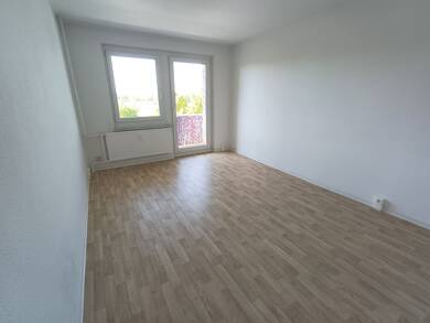 Wohnung zur Miete 260 € 3 Zimmer 57 m² 4. Geschoss frei ab sofort Martin-Ephraim-Straße 65 Weinhübel Görlitz 02827