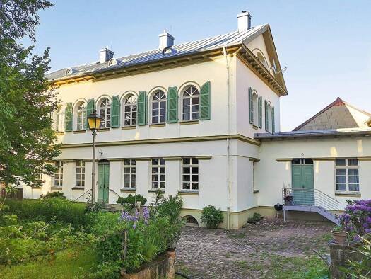 Einfamilienhaus zum Kauf 795.000 € 12 Zimmer 444 m² 1.630 m² Grundstück Euerdorf 97717