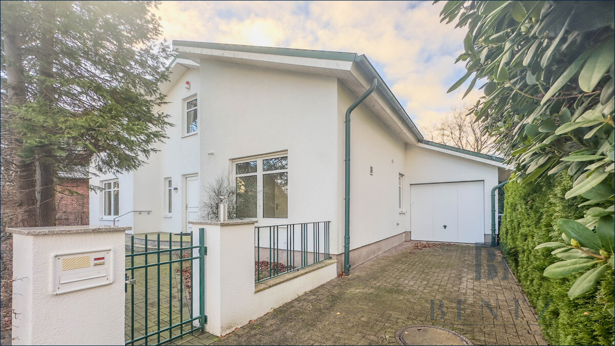 Einfamilienhaus zur Miete 1.400 € 3 Zimmer 138 m²<br/>Wohnfläche 623 m²<br/>Grundstück Bürgerpark Bremerhaven 27574