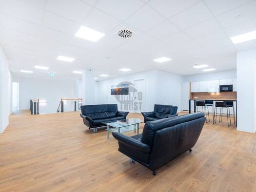 Bürofläche zur Miete 698 € 1 Zimmer 20 m² Bürofläche Geislingen Geislingen an der Steige 73312