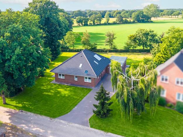 Bungalow zur Miete 1.150 € 4 Zimmer 106 m² 1.347 m² Grundstück Schirum Aurich 26605