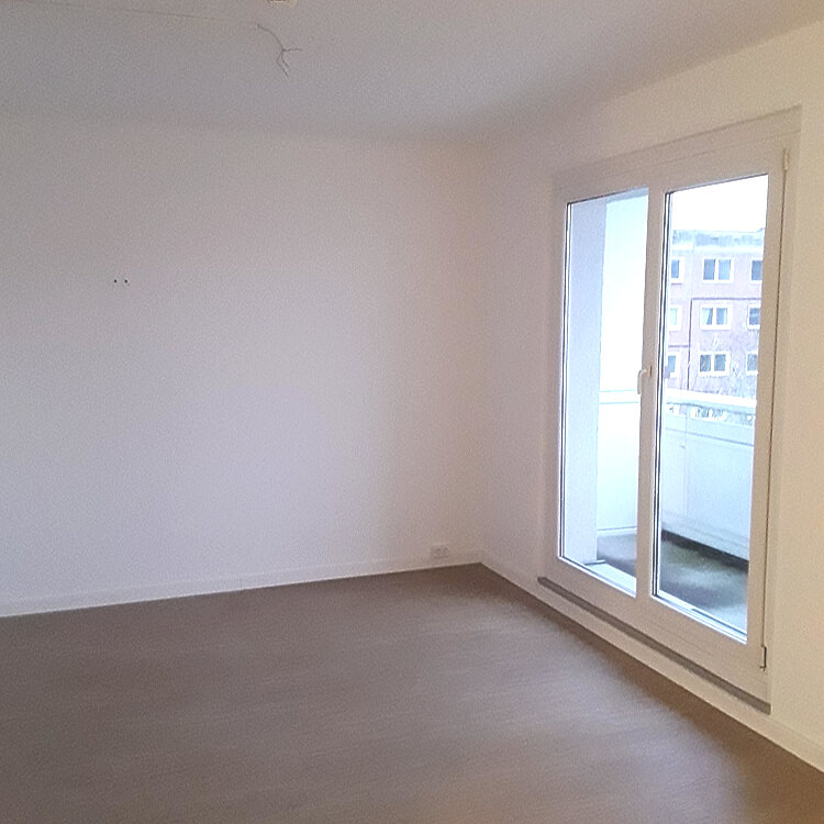 Wohnung zur Miete 329,97 € 3 Zimmer 57,9 m²<br/>Wohnfläche 3.<br/>Geschoss Weißenfelser Straße 36 Silberhöhe Halle (Saale) 06132