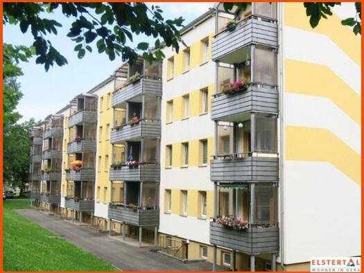 Wohnung zur Miete nur mit Wohnberechtigungsschein 327 € 4 Zimmer 70 m² 3. Geschoss Franz-Petrich-Straße 60 c Innenstadt Gera 07546