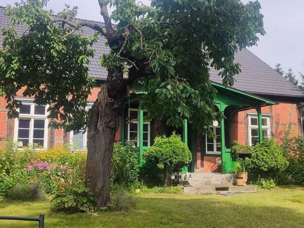 Bauernhaus zum Kauf 535.000 € 8 Zimmer 220 m² 9.106 m² Grundstück frei ab sofort Dambeck 19357