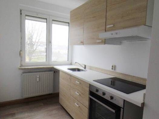 Wohnung zur Miete 330 € 3 Zimmer 57 m² 3. Geschoss Lunzenau Lunzenau 09328