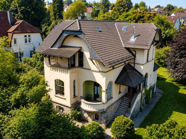 Villa zum Kauf 720.000 € 9 Zimmer 275 m² 1.264 m² Grundstück Innenstadt Detmold 32756