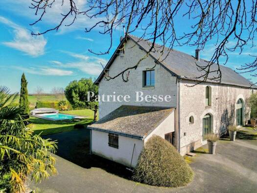 Reihenmittelhaus zum Kauf 595.000 € 8 Zimmer 367 m² 4.405 m² Grundstück Tour-Saint-Gelin 37120