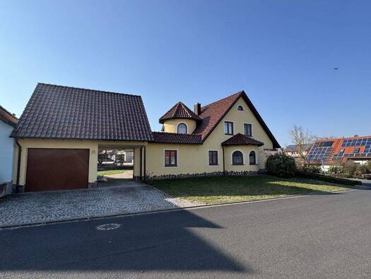 Einfamilienhaus zum Kauf 639.500 € 6 Zimmer 213 m² 889 m² Grundstück frei ab sofort Am alten Brunnen 6 Egenhausen Werneck 97440