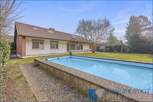 Villa zum Kauf 785.000 € 9 Zimmer 284,4 m² 867 m² Grundstück Limburgerhof 67117