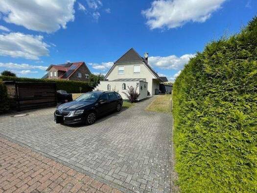 Einfamilienhaus zum Kauf 182.000 € 4 Zimmer 121 m² 539 m² Grundstück Bassen Oyten 28876