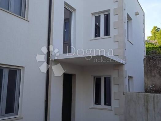 Haus zum Kauf 160.000 € 5 Zimmer 123 m² 11 m² Grundstück Selca 21425