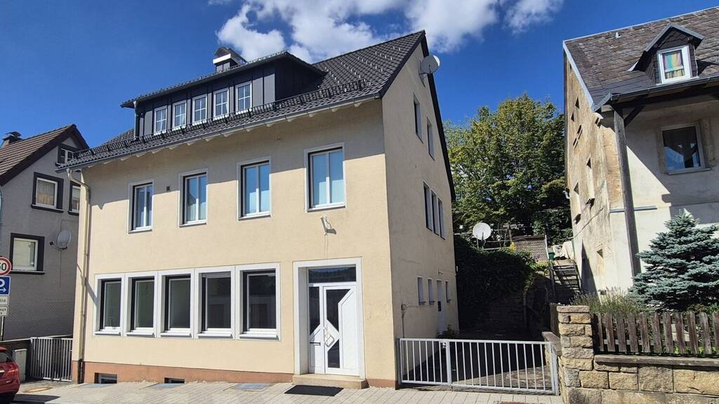 Haus zum Kauf 195.000 € 12 Zimmer 132 m² 266 m² Grundstück Stammbach 95236