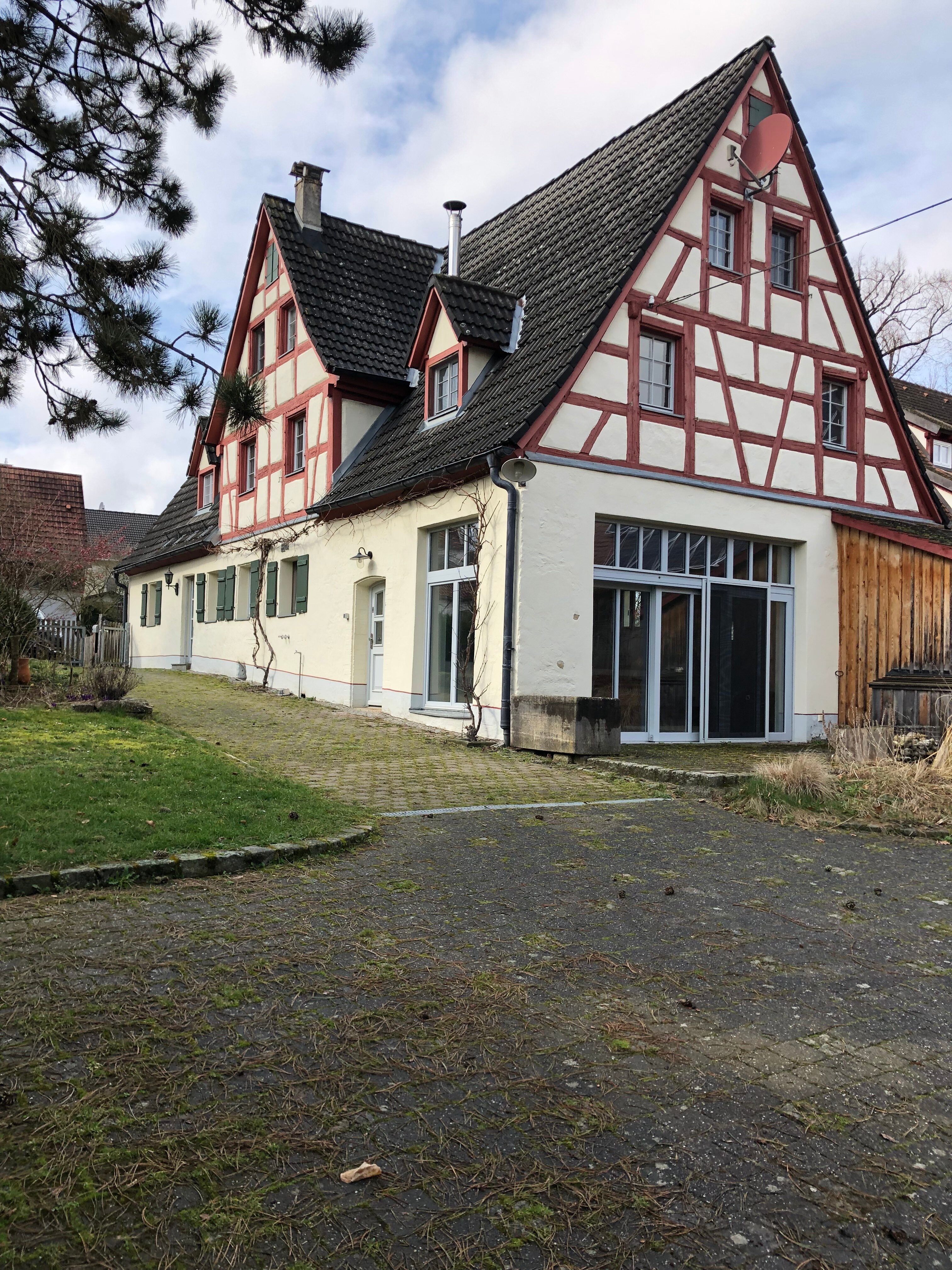 Bauernhaus zur Miete 1.980 € 7 Zimmer 200 m²<br/>Wohnfläche 3.000 m²<br/>Grundstück ab sofort<br/>Verfügbarkeit Rasch Altdorf bei Nürnberg 90518