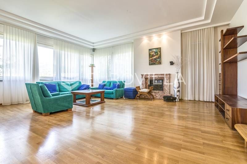 Haus zum Kauf 1.500.000 € 5 Zimmer 500 m²<br/>Wohnfläche Sestine 10000